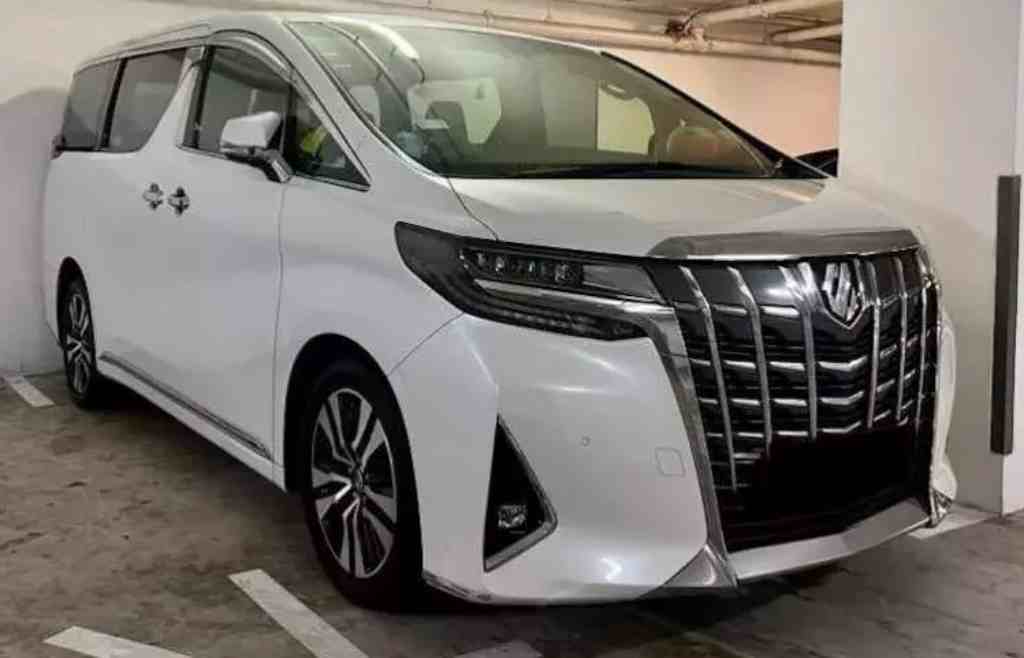 新加坡 旅行车 二手车 Toyota Alphard 2.5A Elegance Moonroof