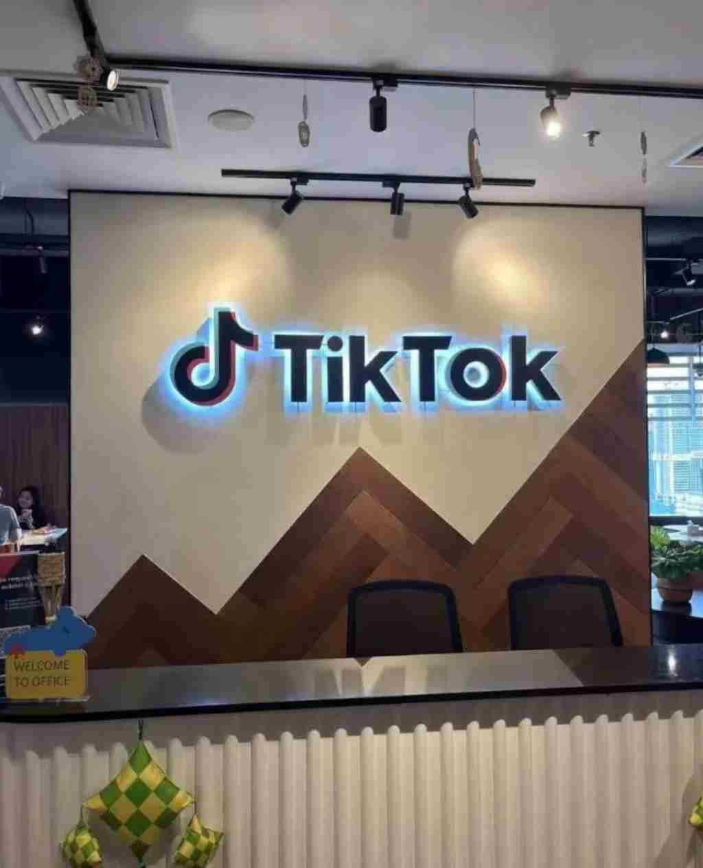 TikTok商城招商家，需要创业人士，兼职宝妈都行，无货源模式，一件代发，适合新手小白，导师一对一指导